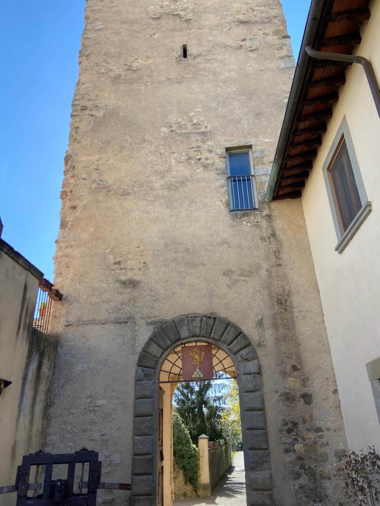 Il Podesta Laterina Luaran gambar